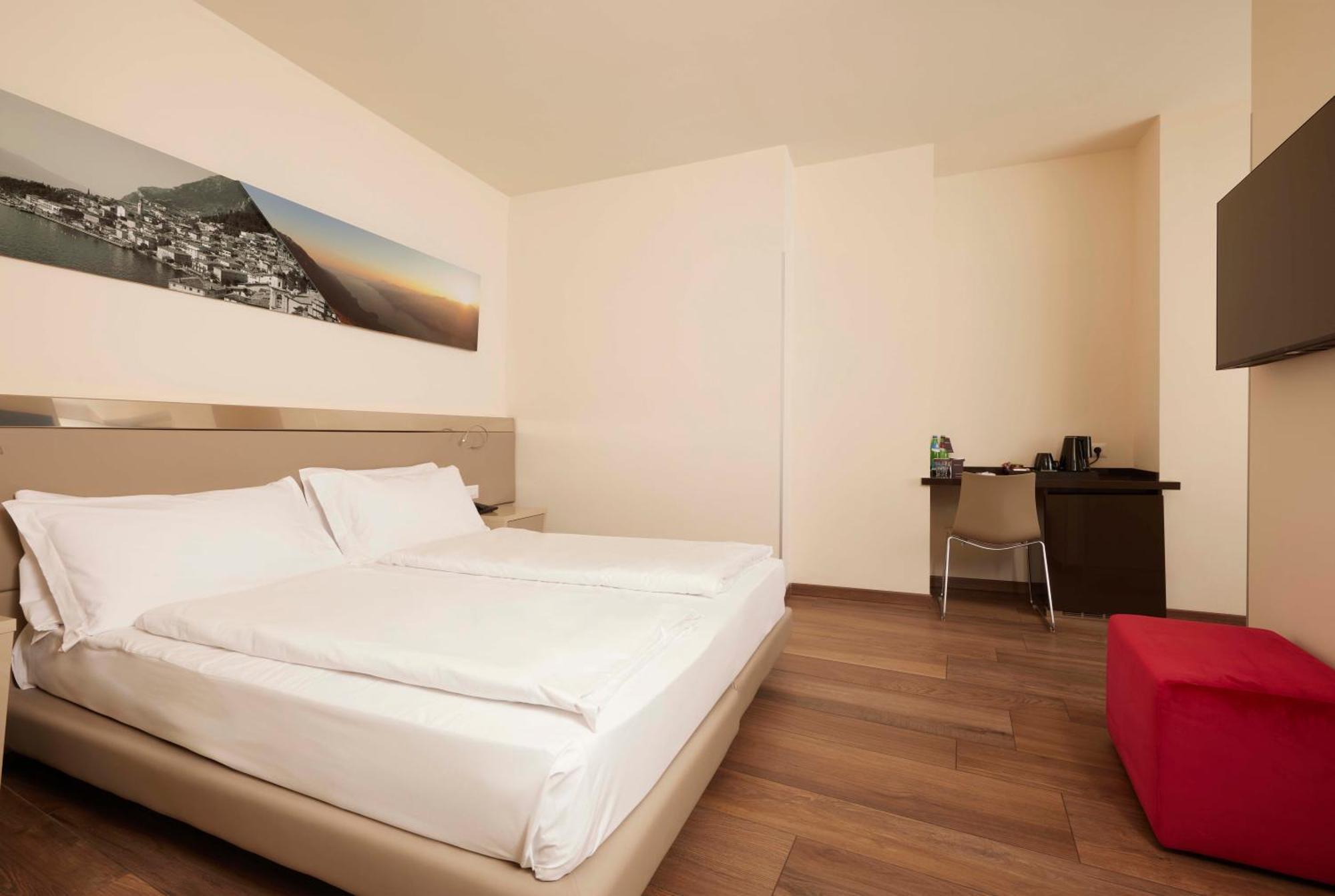 לימונה סול גרדה Hotel Atilius - Adults Only חדר תמונה