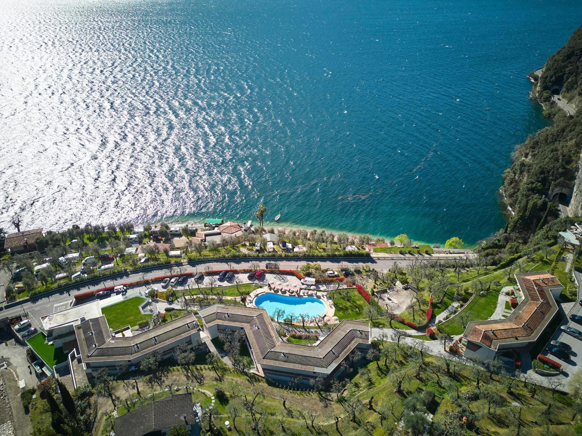 לימונה סול גרדה Hotel Atilius - Adults Only מראה חיצוני תמונה